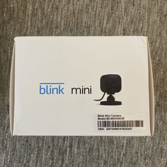 Blink Mini Indoor Plug-in HD Smart Security Camera Black  *New In Box* - Picture 2 of 6